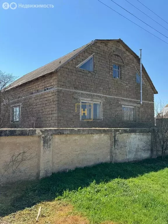 Дом в Сакский район, село Виноградово (264.4 м) - Фото 1