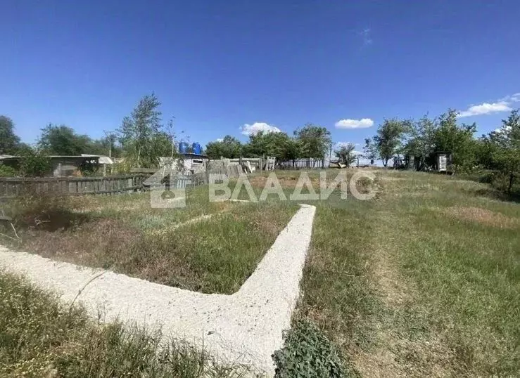 Участок в Волгоградская область, Светлоярский район, Кировское с/пос, ... - Фото 1