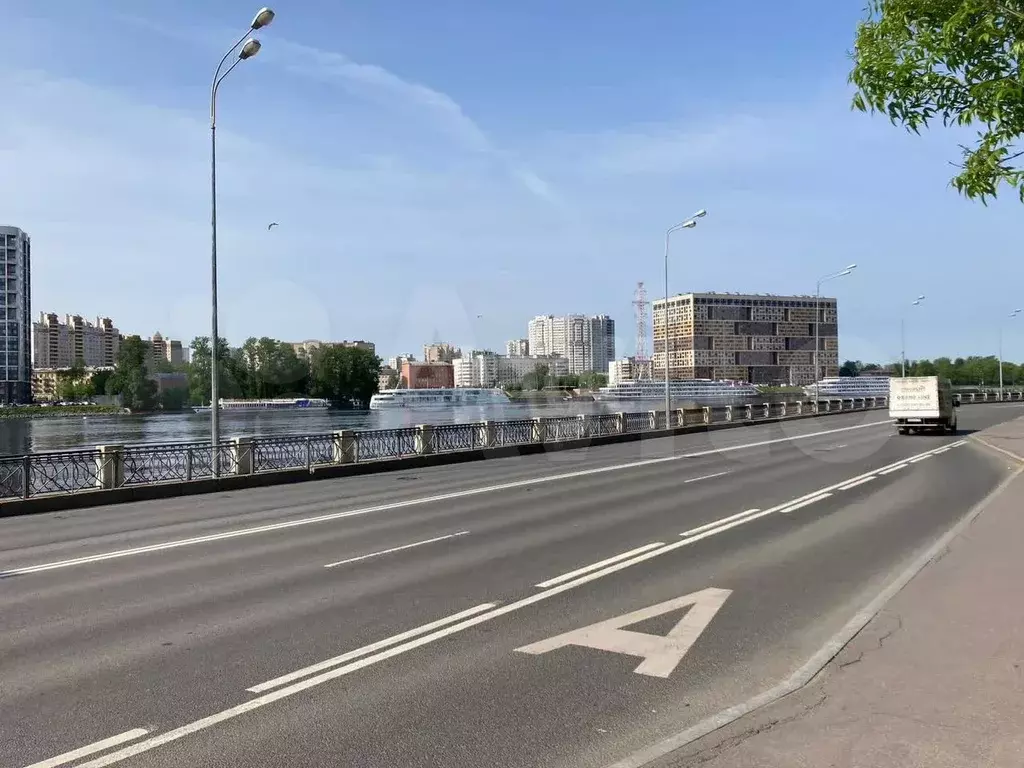 Комната 16 м в 3-к., 3/3 эт. - Фото 0