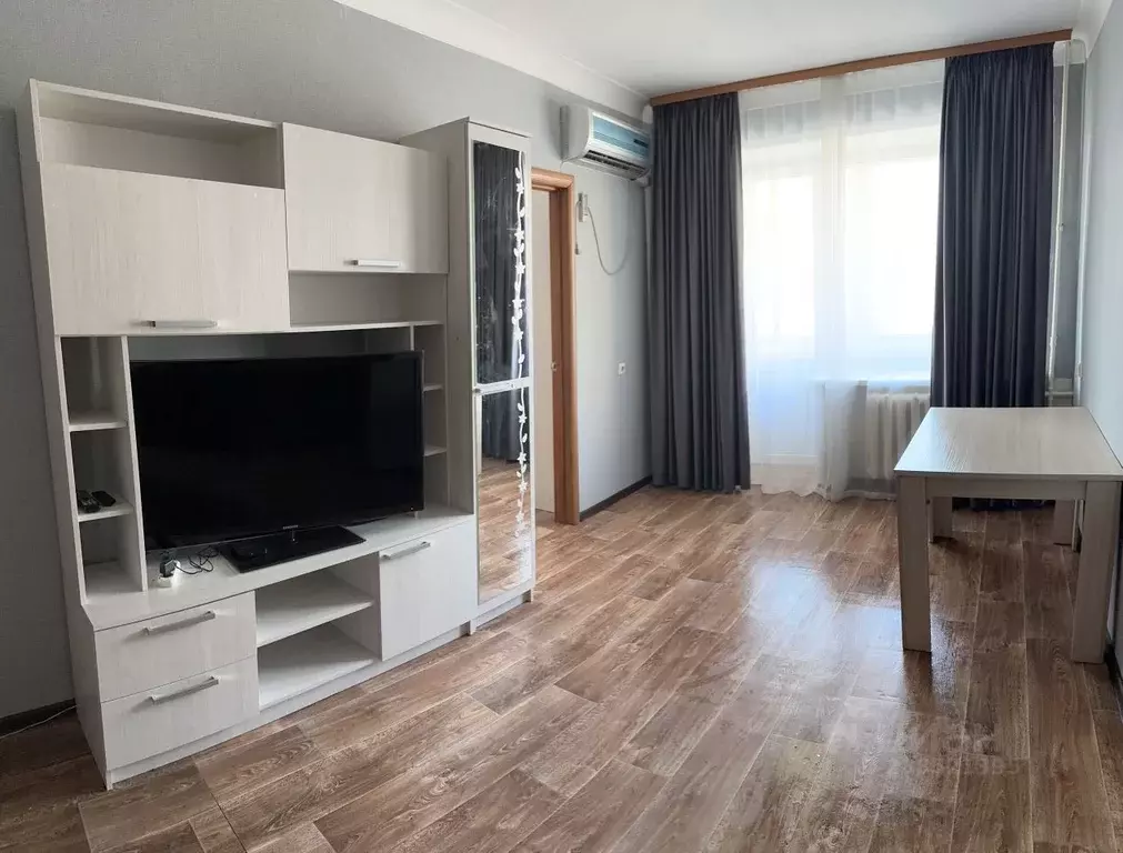 2-к кв. Забайкальский край, Чита Ленинградская ул., 56 (60.0 м) - Фото 0