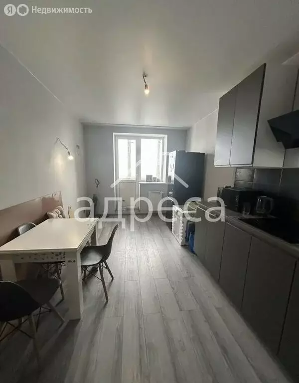 1-комнатная квартира: Самара, улица Петра Алабина, 6 (50.5 м) - Фото 1