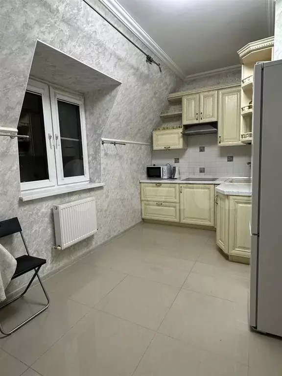 1-к. квартира, 38 м, 4/4 эт. - Фото 1