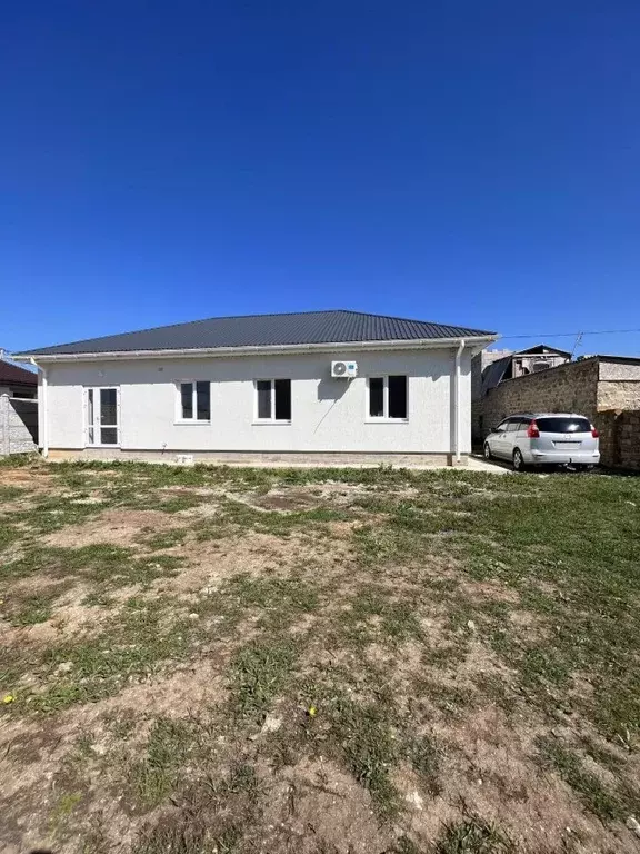 Дом в Крым, Сакский район, с. Уютное, Прибой СПК  (121 м) - Фото 1