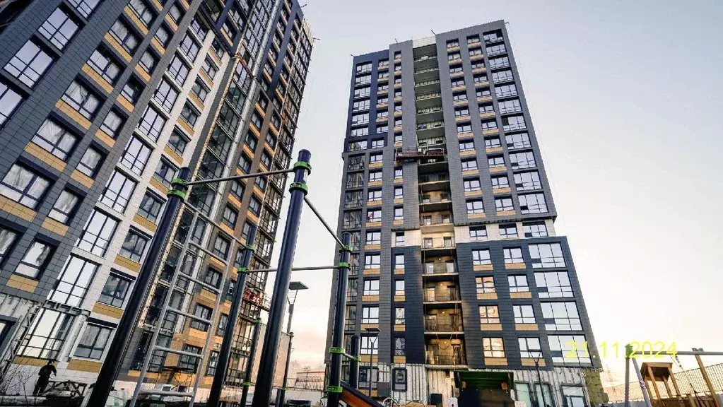 3-к кв. Санкт-Петербург Кубинская ул., 82к3с1 (101.0 м) - Фото 1