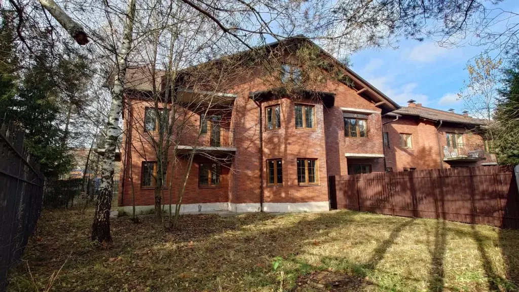 Таунхаус в Московская область, Звенигород Одинцовский городской округ, ... - Фото 2