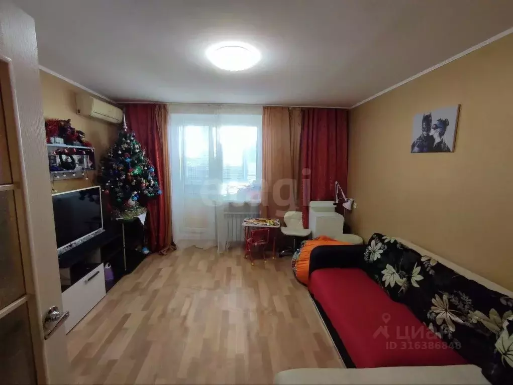 2-к кв. Крым, Симферополь ул. Кечкеметская (47.5 м) - Фото 0