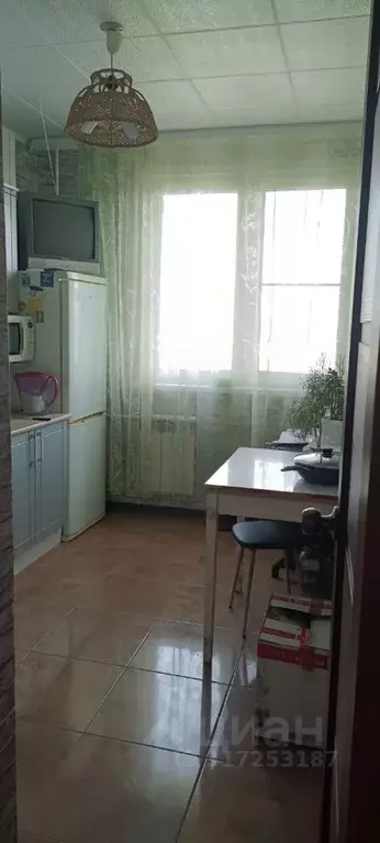 1-к кв. Самарская область, Тольятти 10-й кв-л, бул. Луначарского, 5 ... - Фото 0