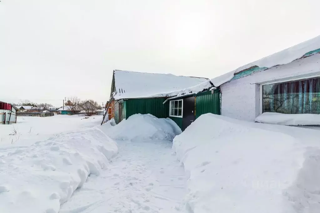 Дом в Омская область, Азовский район, Гауфское с/пос, д. Гауф ул. ... - Фото 1