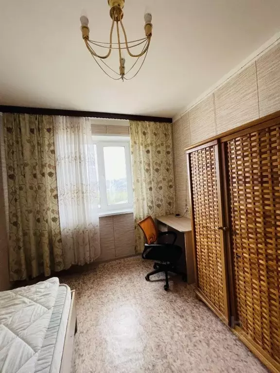 4-к кв. Красноярский край, Красноярск ул. Академгородок, 24 (89.0 м) - Фото 0