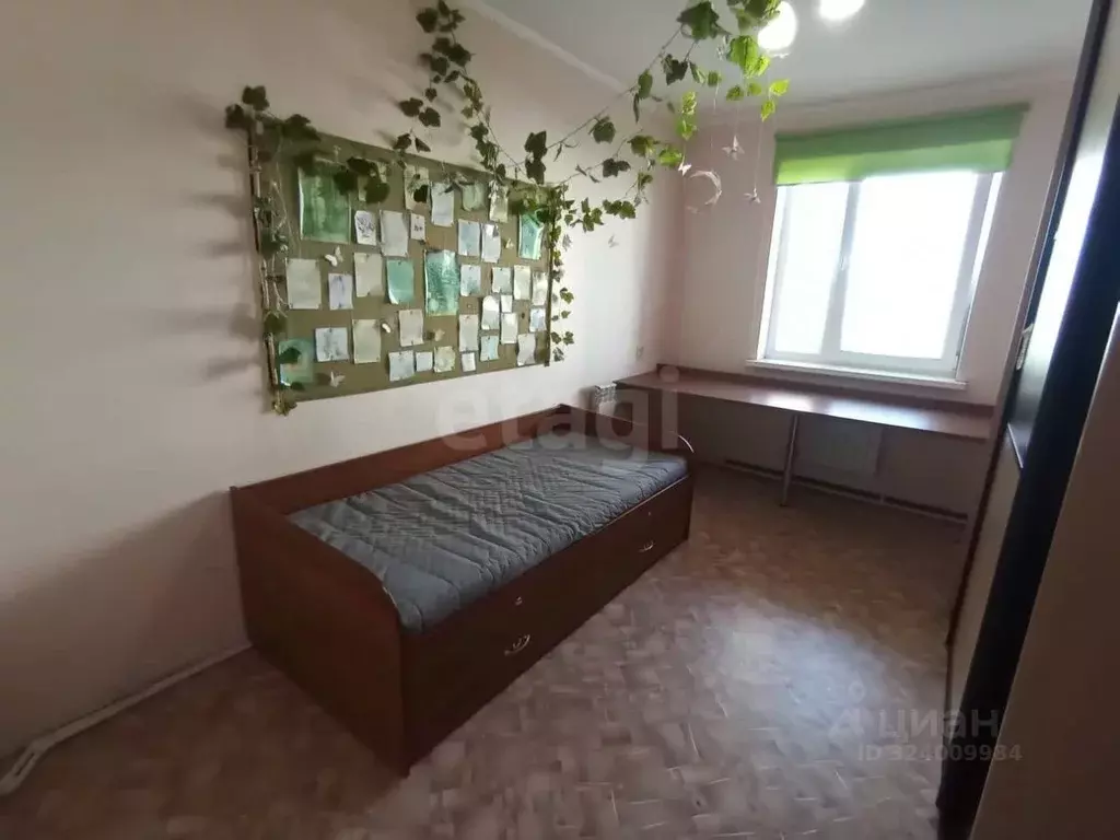 3-к кв. Свердловская область, Нижний Тагил Черноисточинское ш., 73 ... - Фото 0