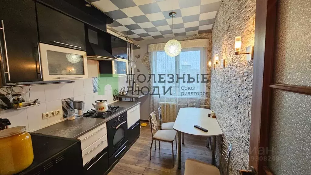 3-к кв. Тульская область, Тула Литейная ул., 32 (64.0 м) - Фото 0