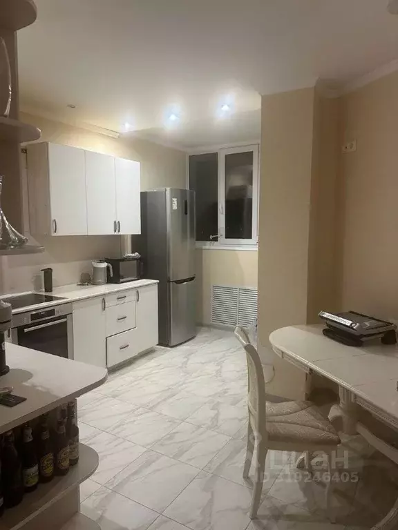 2-к кв. Белгородская область, Белгород ул. Костюкова, 11В (86.0 м) - Фото 0