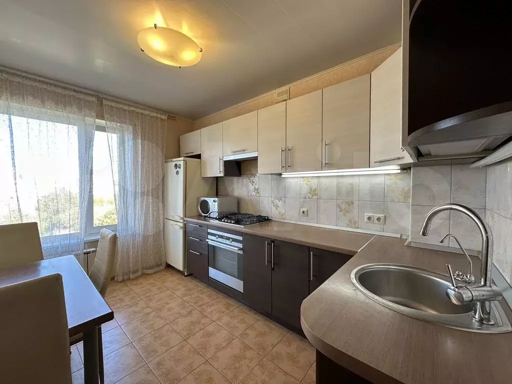 3-к. квартира, 60 м, 9/9 эт. - Фото 1