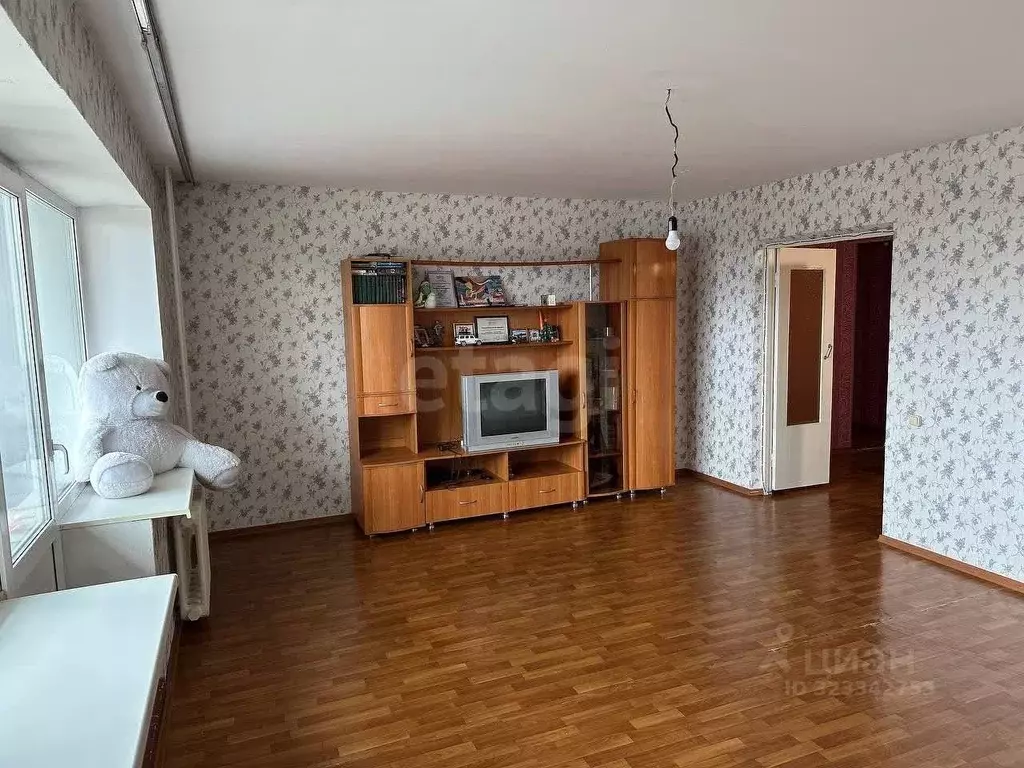 3-к кв. Тюменская область, Тюмень ул. Самарцева, 29 (107.0 м) - Фото 1