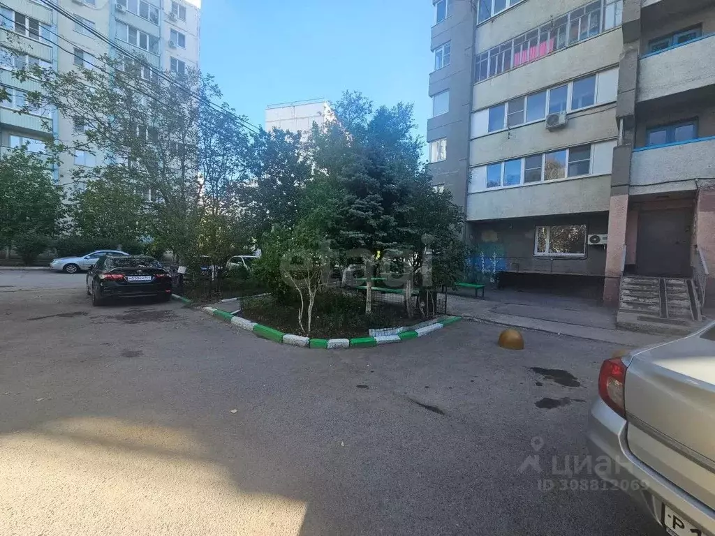 3-к кв. Ростовская область, Батайск ул. Северный Массив, 10 (66.0 м) - Фото 2