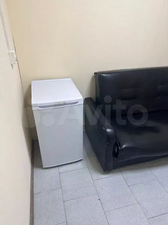Комната 8 м в 6-к., 3/4 эт. - Фото 1