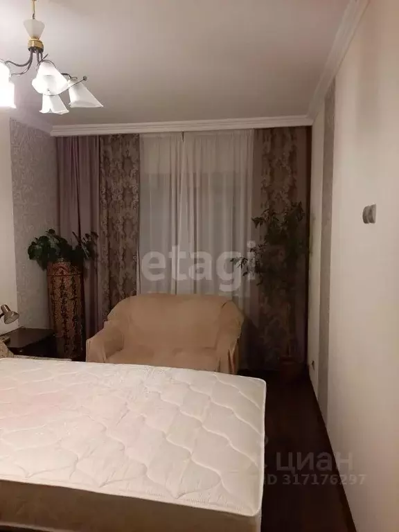 2-к кв. Амурская область, Благовещенск ул. Горького, 154 (60.0 м) - Фото 0
