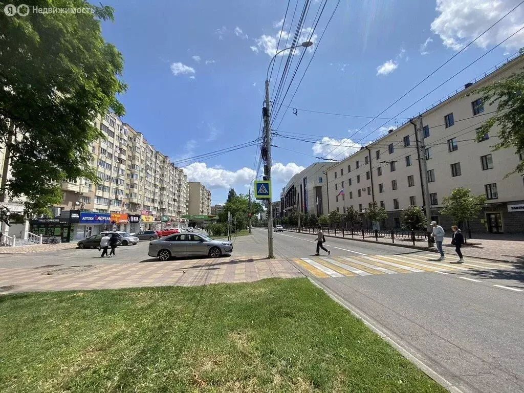 3-комнатная квартира: Ставрополь, улица Ленина, 243 (75 м) - Фото 0