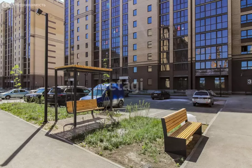 Квартира-студия: Тюмень, улица Тимофея Кармацкого, 7 (41.1 м) - Фото 2