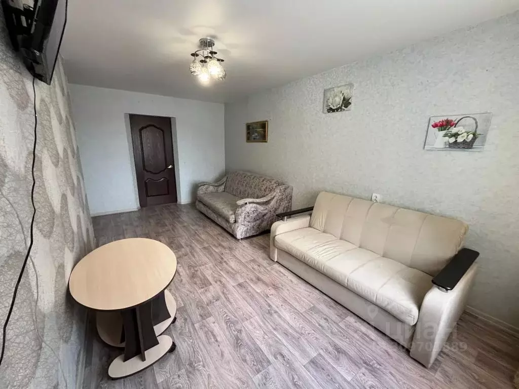 1-к кв. Пермский край, Чусовой ул. Мира, 4 (60.0 м) - Фото 1