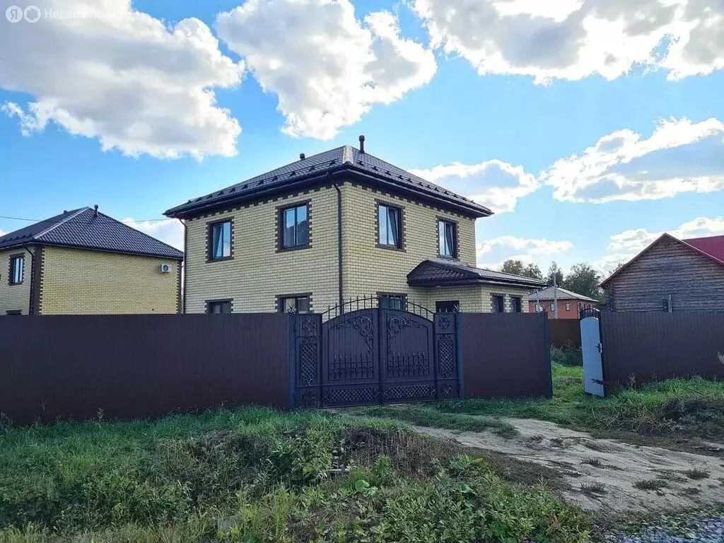 Дом в Московский, Тобольская улица (130 м) - Фото 1