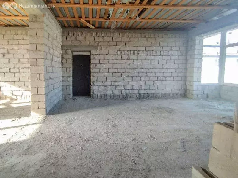 3-комнатная квартира: Нартан, Адыгейская улица, 1 (74.8 м) - Фото 1