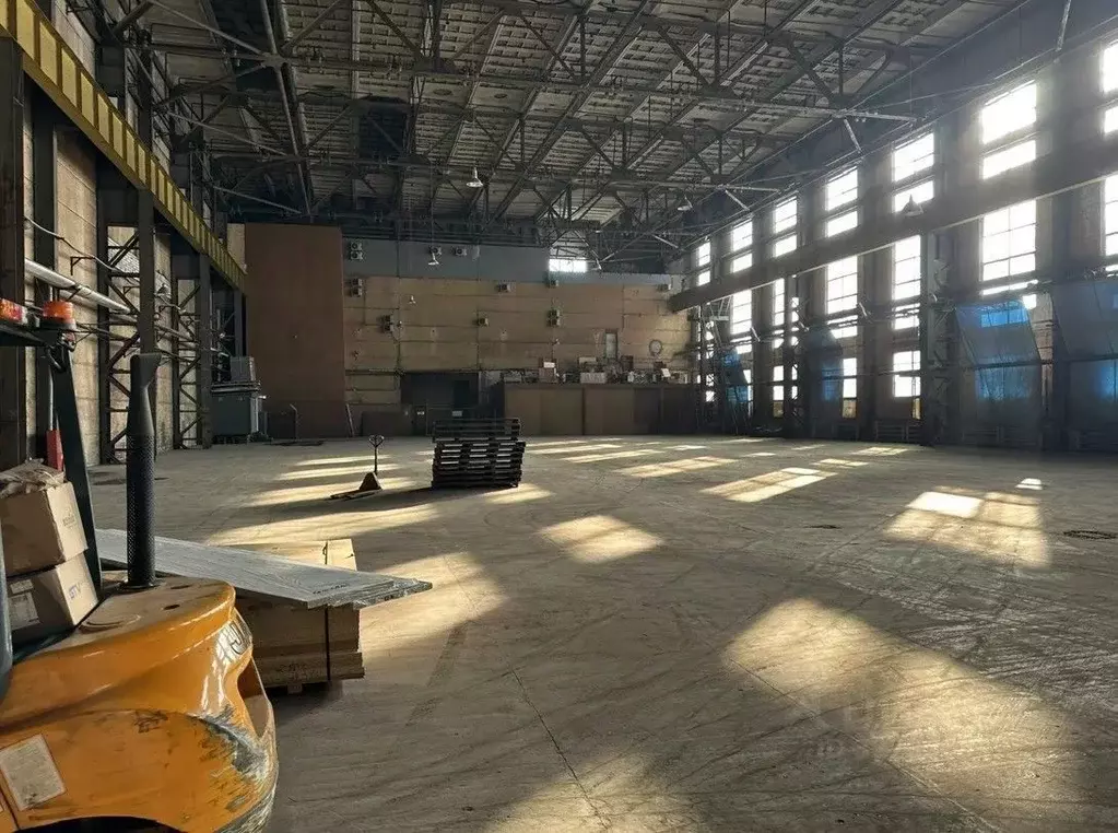 Склад в Санкт-Петербург наб. Обводного Канала, 118к11ОБ (2200 м) - Фото 1