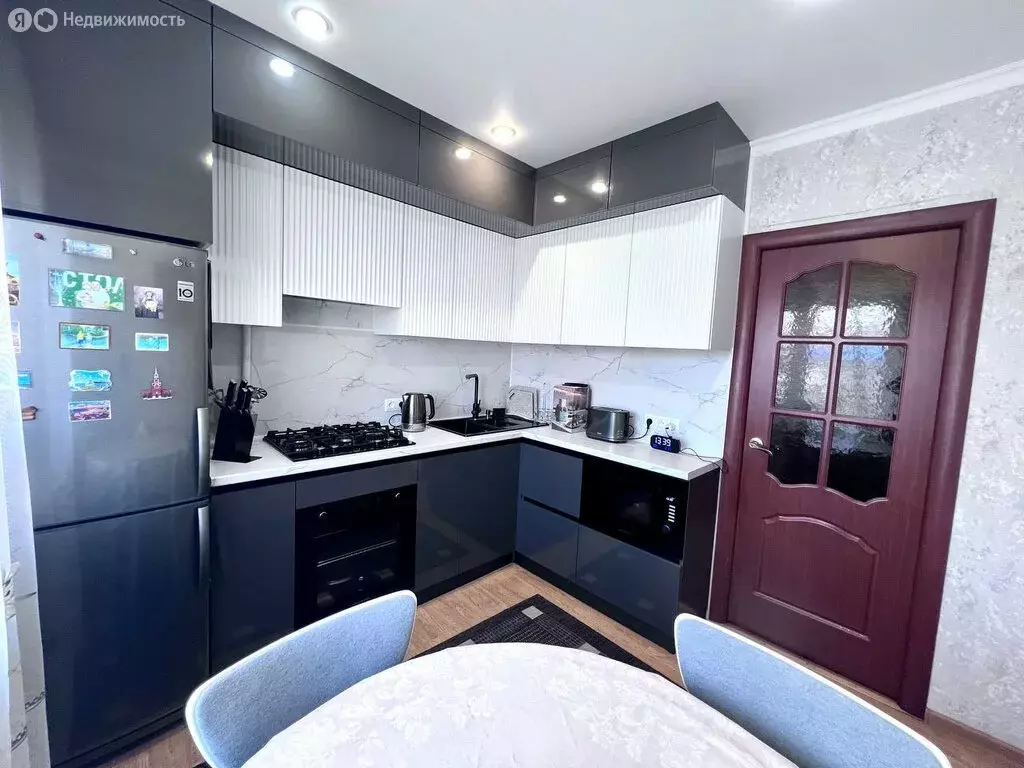 2-комнатная квартира: Майкоп, улица 12 Марта, 150к2 (51.3 м) - Фото 2