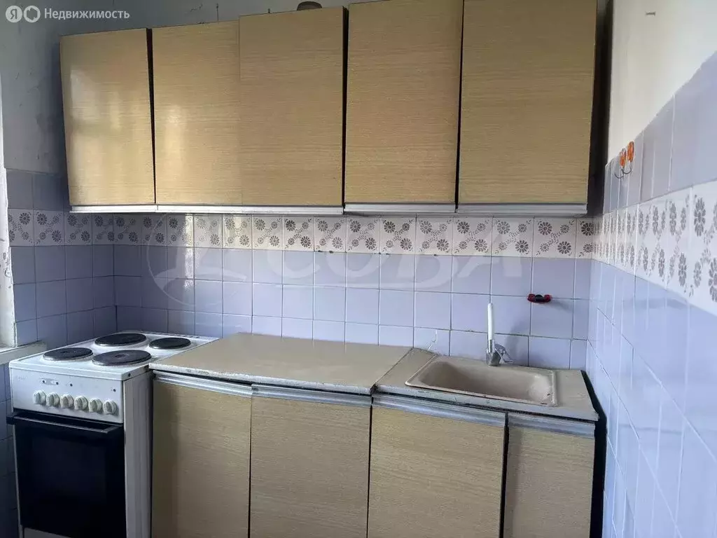 2-комнатная квартира: Тюмень, улица Воровского, 29 (46 м) - Фото 0