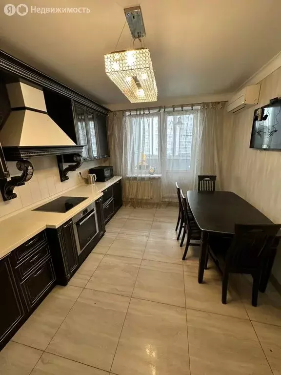 3-комнатная квартира: Тула, улица Макаренко, 9Б (104 м) - Фото 0