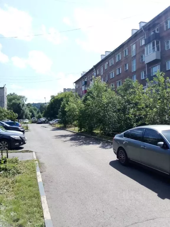 1-к кв. Кемеровская область, Новокузнецк ул. Лазо, 6 (30.3 м) - Фото 2