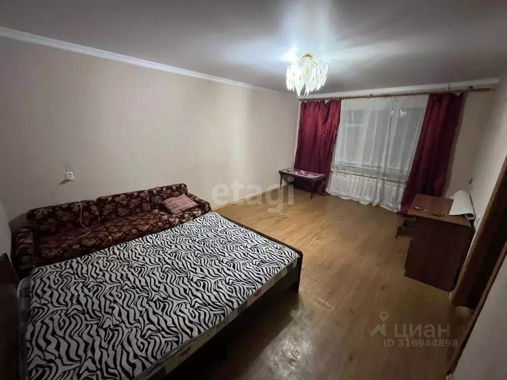 2-к кв. Карачаево-Черкесия, Черкесск ул. Калантаевского, 4 (54.8 м) - Фото 0
