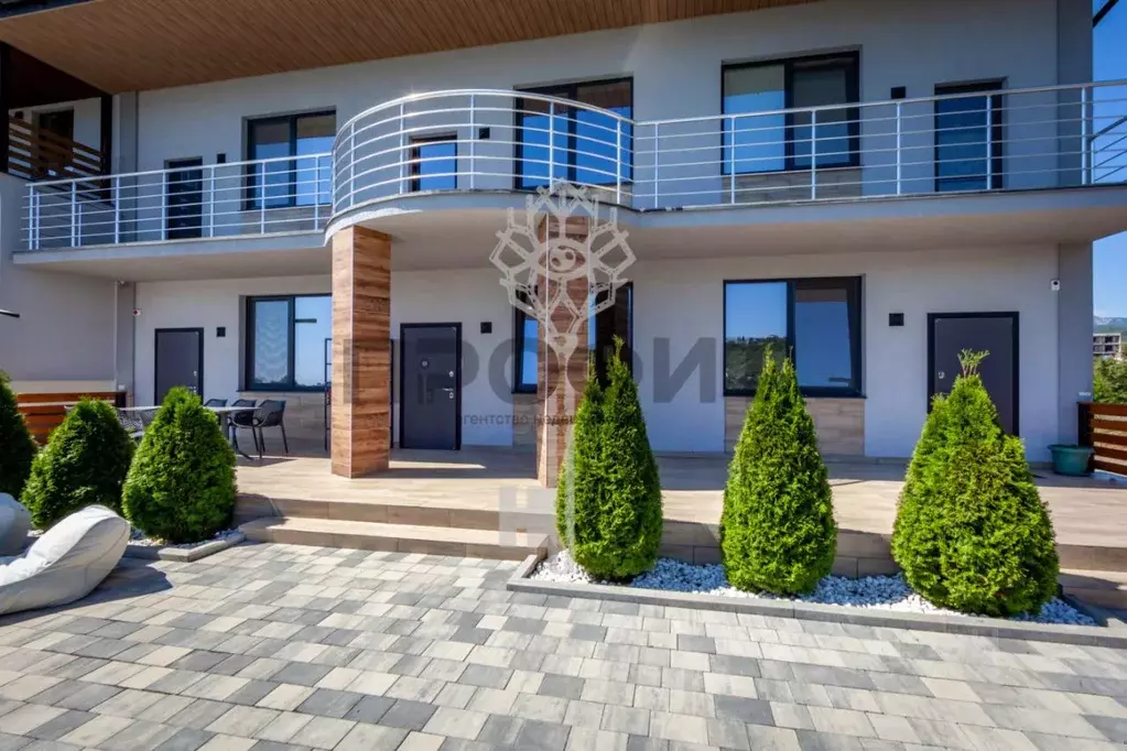 Дом в Крым, Алушта ул. Юбилейная (213 м) - Фото 1