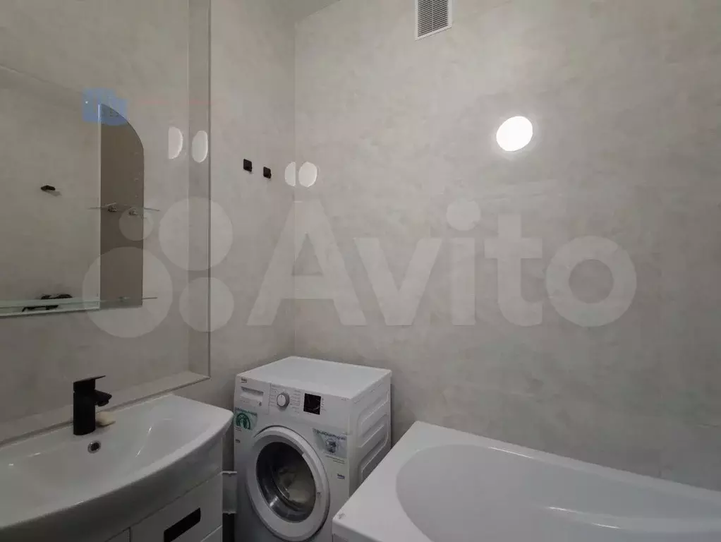 1-к. квартира, 30 м, 1/9 эт. - Фото 1