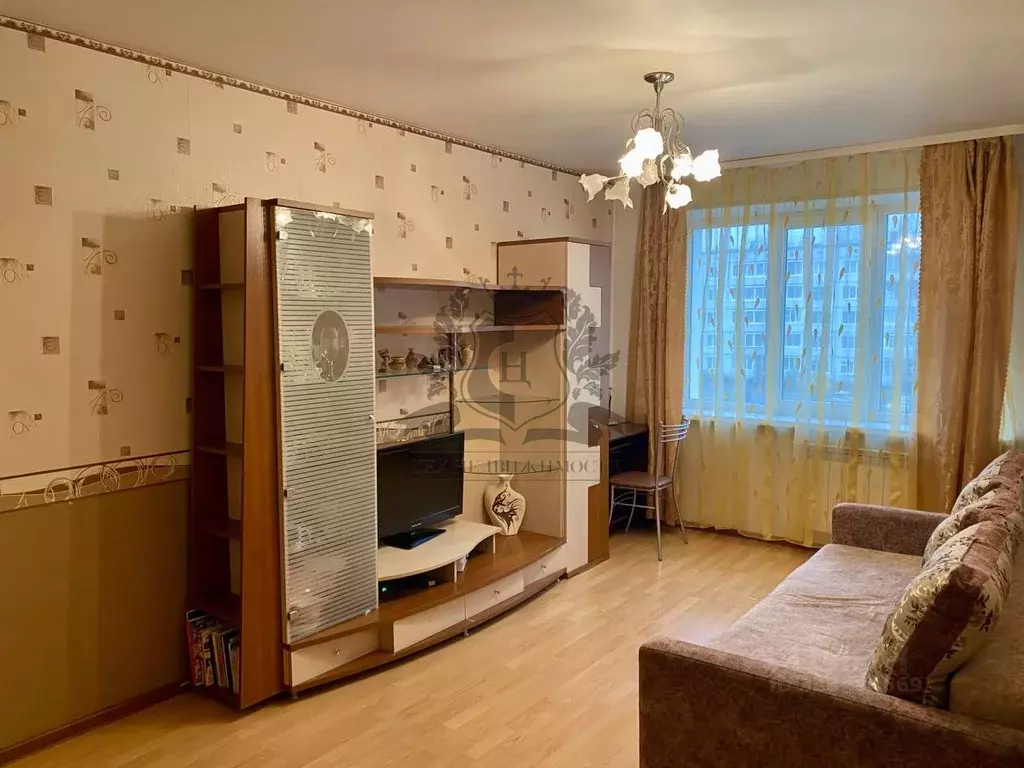 2-к кв. Ленинградская область, Лодейное поле ул. Пограничная, 13к2 ... - Фото 1