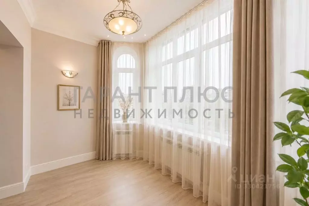 4-к кв. Липецкая область, Липецк Коммунальная ул., 14А (117.8 м) - Фото 1