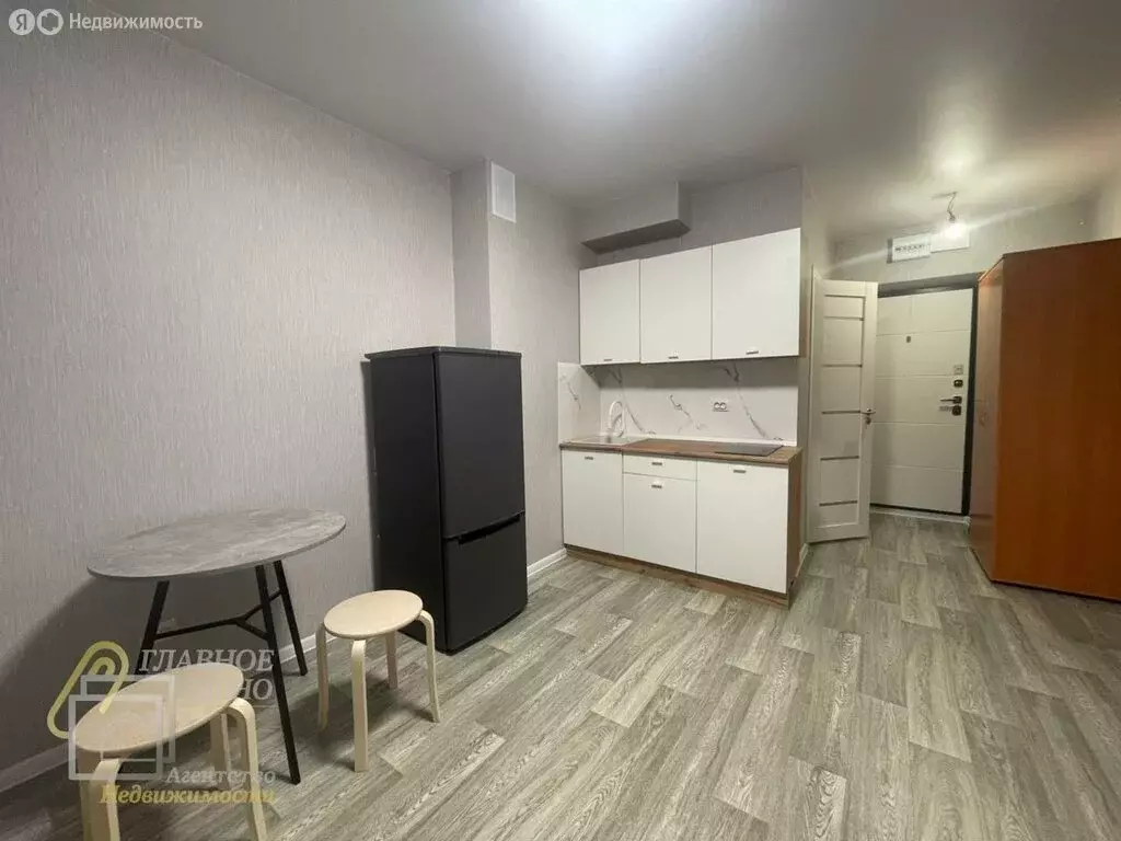 Квартира-студия: Новосибирск, Спортивная улица, 45 (18 м) - Фото 1