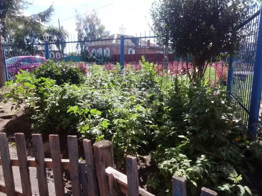 Дом в Омская область, Омск Порт-Артур мкр, ул. 1 Мая, 57 (108 м) - Фото 1