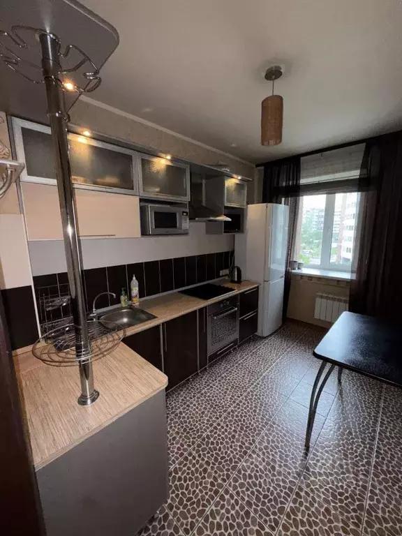 2-к кв. Красноярский край, Красноярск Светлогорская ул., 33А (54.0 м) - Фото 1