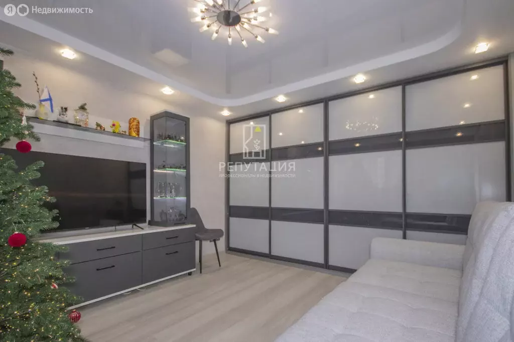 3-комнатная квартира: Екатеринбург, Московская улица, 78 (63.4 м) - Фото 2