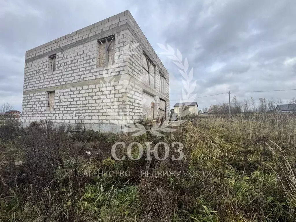 Дом в Калужская область, Боровский муниципальный округ, д. Комлево ул. ... - Фото 2