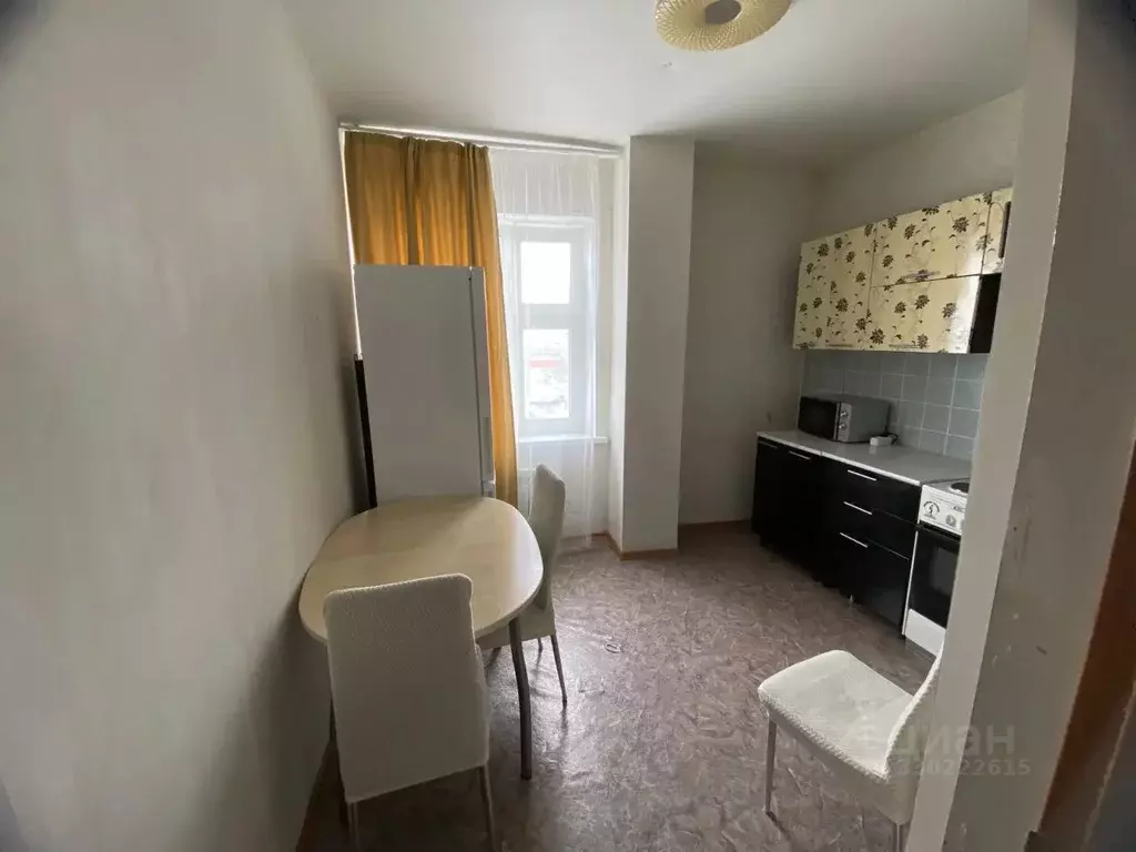 2-к кв. Ямало-Ненецкий АО, Ноябрьск Советская ул., 103 (55.9 м) - Фото 1