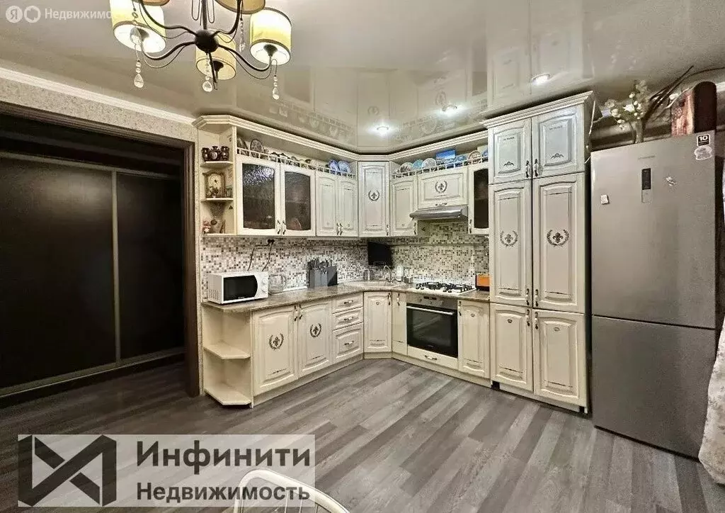 3-комнатная квартира: Ставрополь, улица Серова, 466Г (74.2 м) - Фото 0