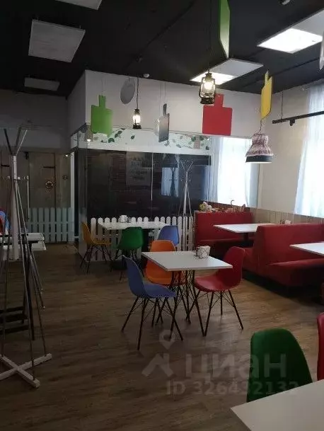 Помещение свободного назначения в Кировская область, Киров Октябрьский ... - Фото 1