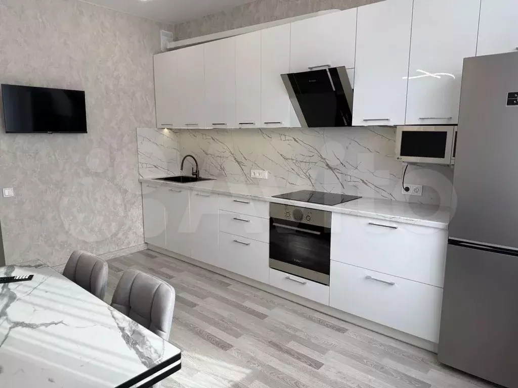 2-к. квартира, 60 м, 4/12 эт. - Фото 0