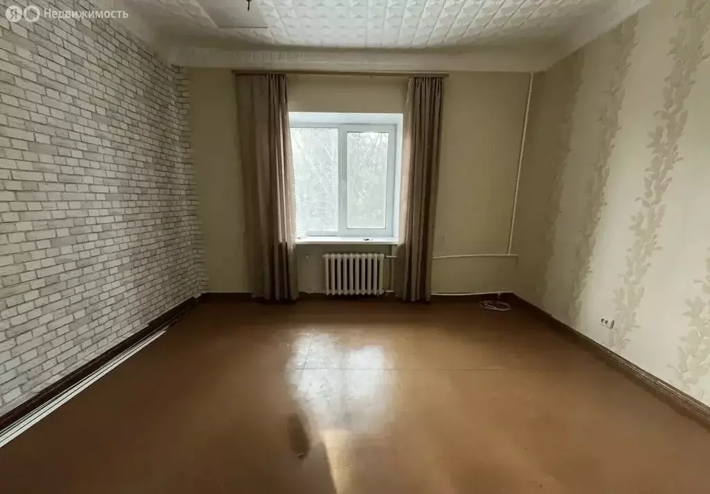 3-комнатная квартира: Октябрьский, улица Горького, 5 (75.6 м) - Фото 1