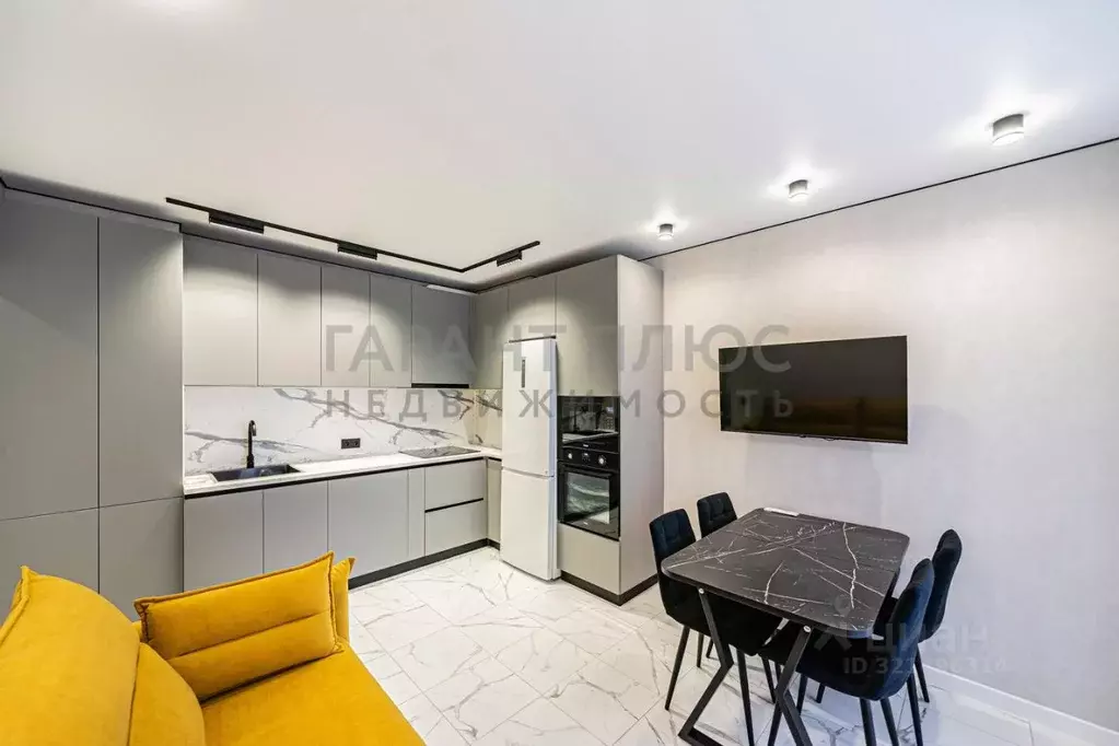 2-к кв. Липецкая область, Липецк ул. А.Г. Стаханова, 77к2 (58.0 м) - Фото 1