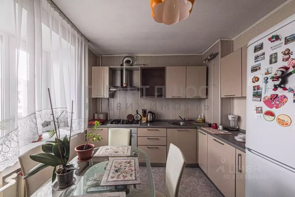 2-к кв. Липецкая область, Липецк Коммунальная ул., 14 (65.0 м) - Фото 1