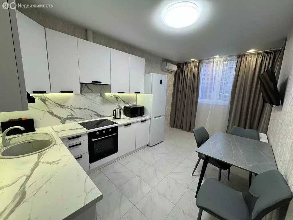 2-комнатная квартира: Краснодар, улица Героя Пешкова, 14к4 (47 м) - Фото 0