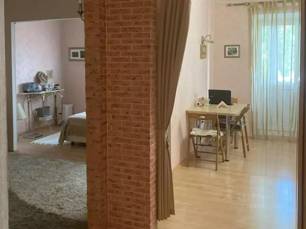 2-к кв. Тюменская область, Тюмень ул. Баумана, 31/2 (71.0 м) - Фото 2